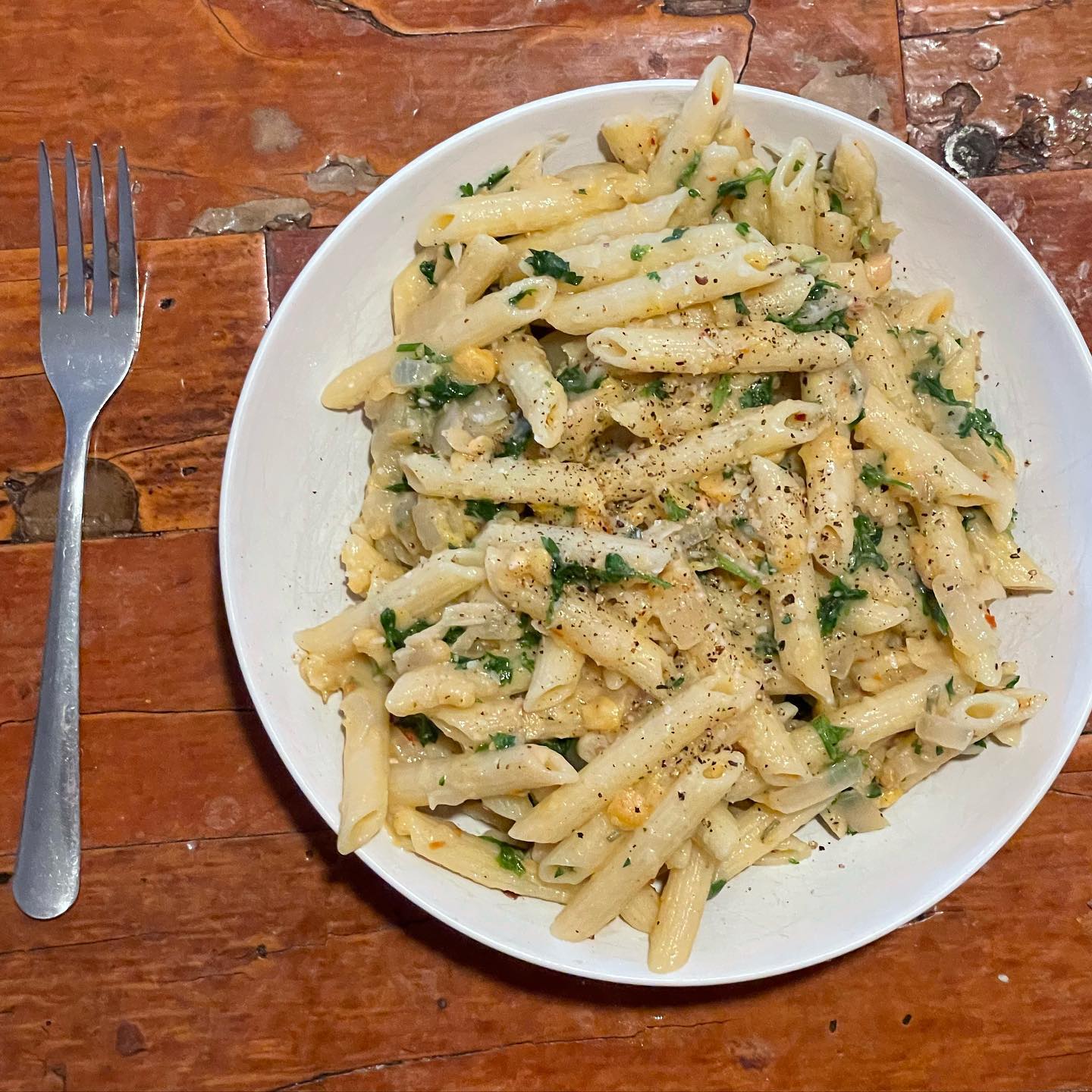 Full size image for Lemony pasta with chickpeas and parsley.