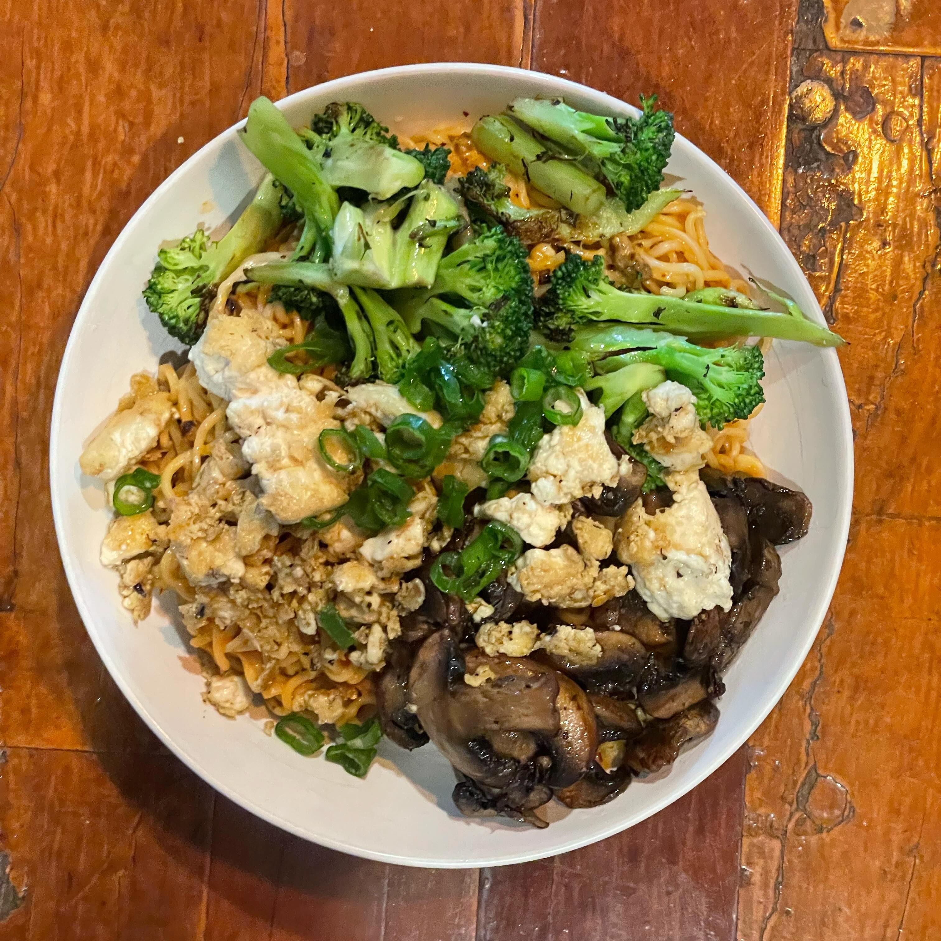 Full size image for Spicy mushroom and tofu mazamen.