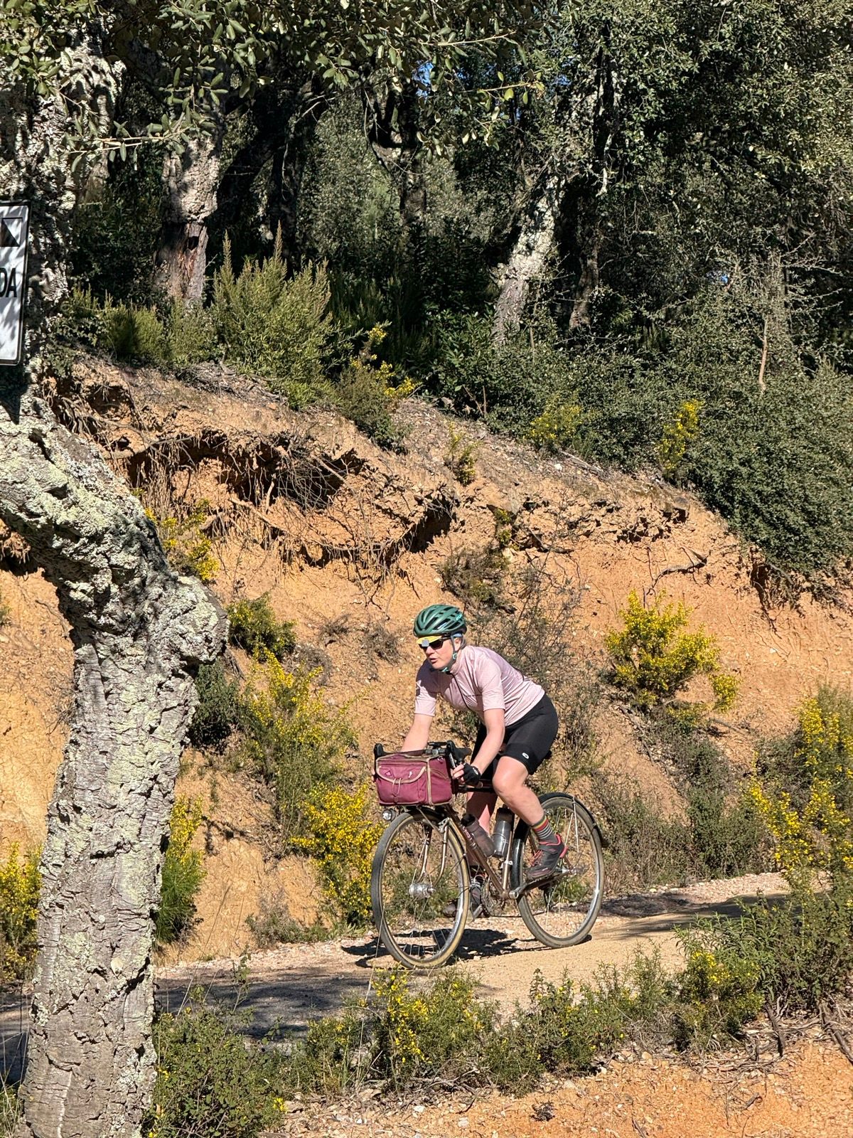 Full size image for Montnegra gravel connector.